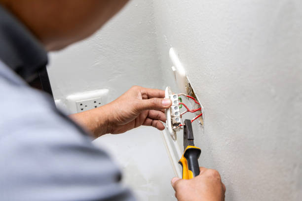 Best Local Electrician Companies  in Mullens, WV